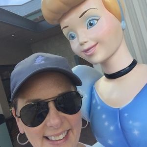 Meet your Posher, Kari